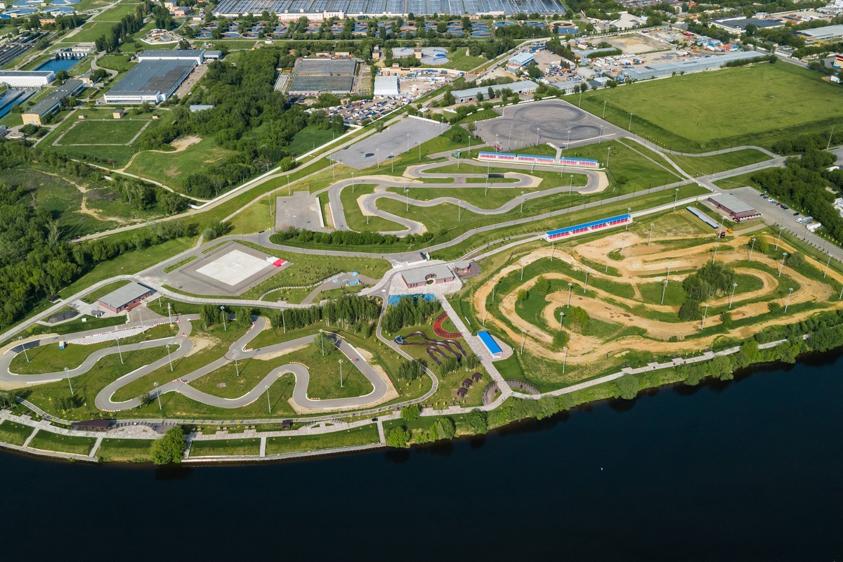 Роллердром, скейтпарк открытый, «ликвидировано»